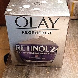 Olay Regenerist Retinol 24 Night Hydration Moisturizer